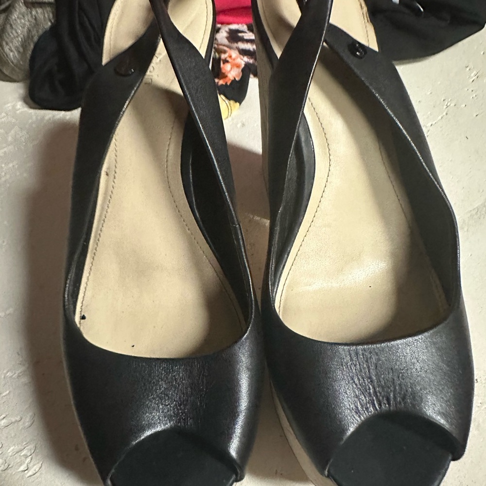 Elegant Black Women's‎ Slingback Shoes